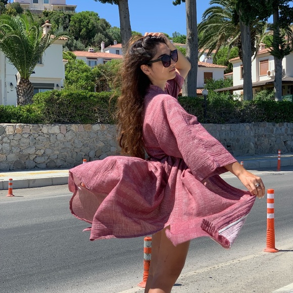 Simpuna Raspberry Kimono with Rope Belt - Picture 6 of 8